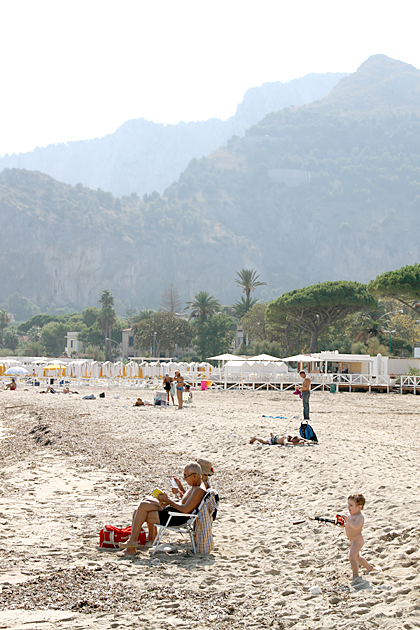 Mondello 4 Beach Bums