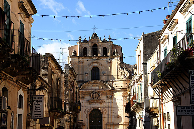 Noto: Version 2.0 25 Noto Sicily