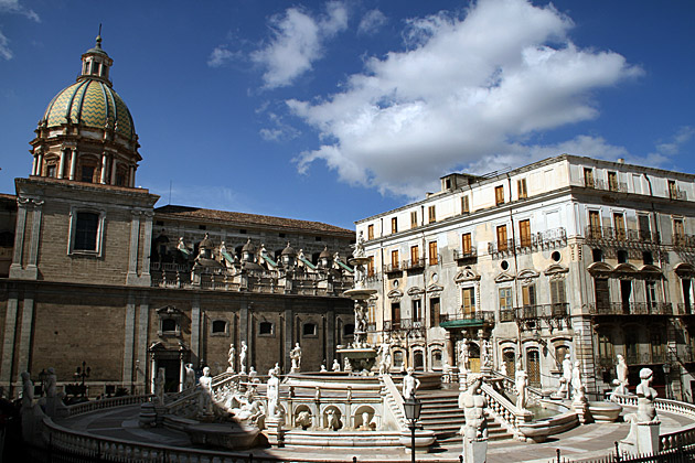 The Florentine Fountain of Piazza Pretoria 2 Palermo Fountain