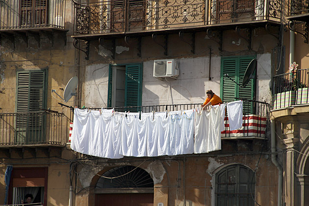 Palermo Mysteries 18 White Wash