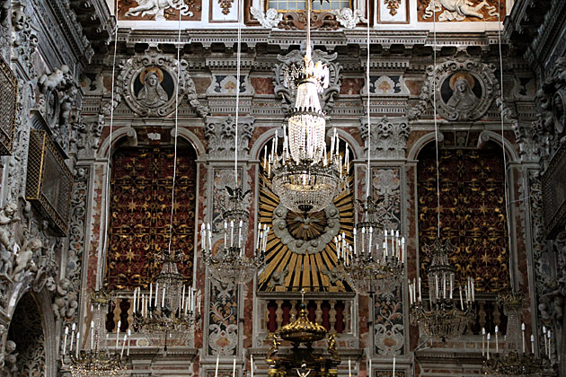 The Baroque Magnificence of Santa Caterina 13 Luxus Church