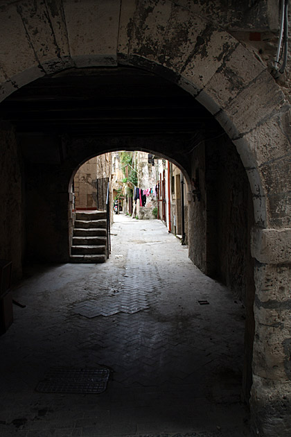 A Trip to Syracuse 5 Medieval Sicily
