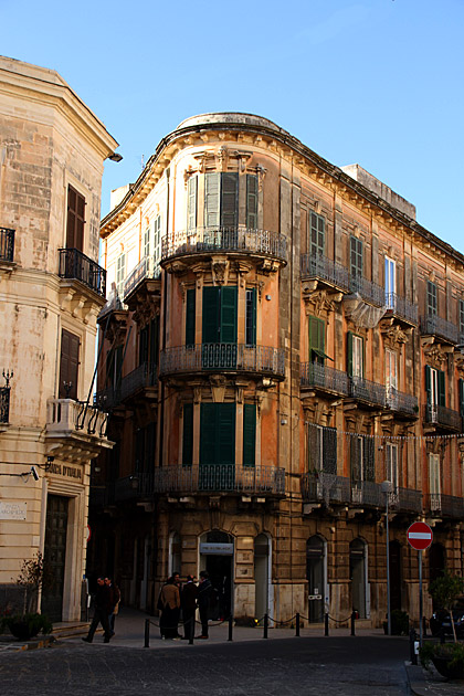 A Trip to Syracuse 14 Siracusa Travel Book