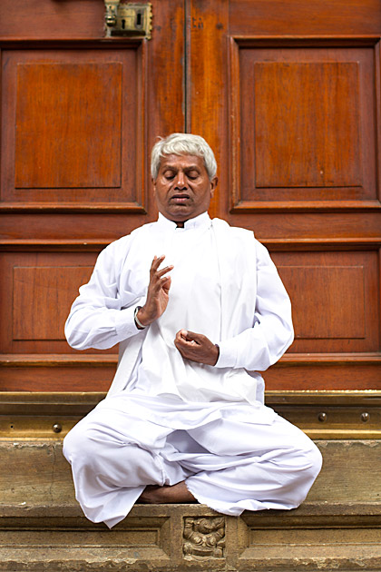 Nirvana meditation in Kandy temple of the tooth