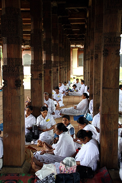 Pilgrimage Temple of the tooth Sri Lanka