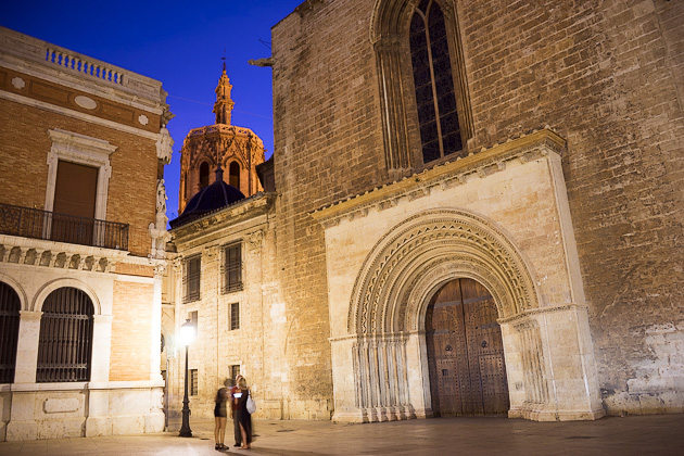 Valencia photo at night