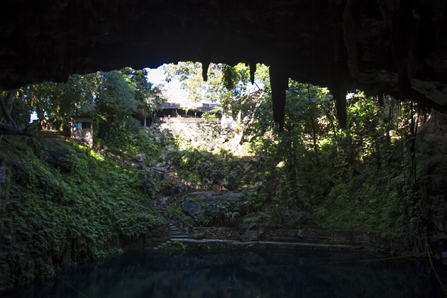 04%20Cenotes%20Valllodolid%20Cenotes%20Valladolid%2020140105%20for91days.com