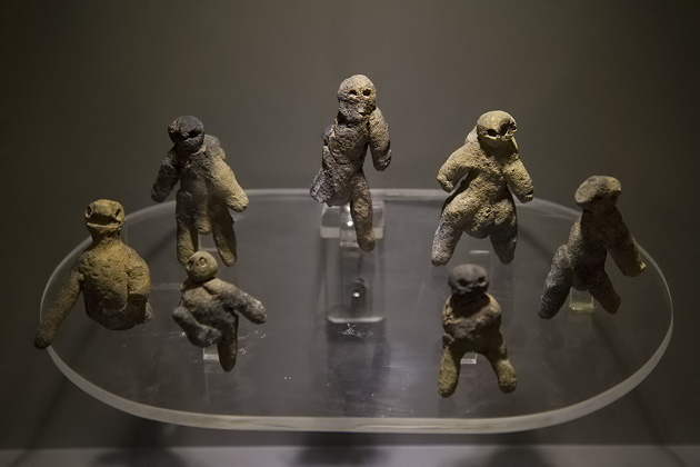Dzibilchaltún Ruins 7 dolls