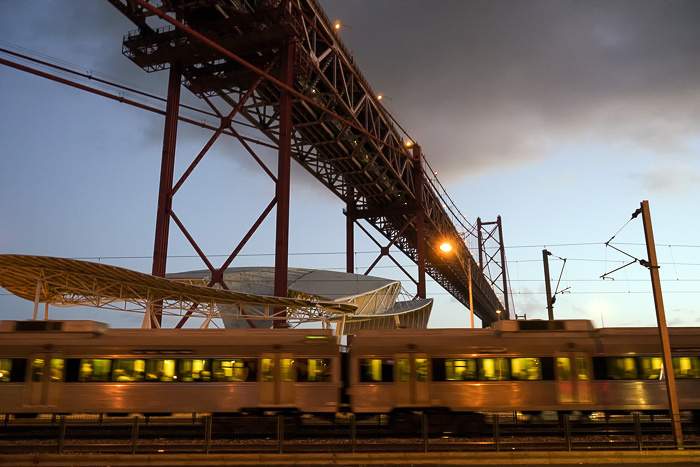 Ponte 25 de Abril