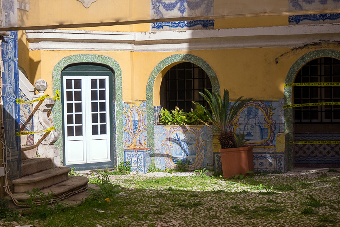 27 Lapa Neighborhood Lisbon DSC02283