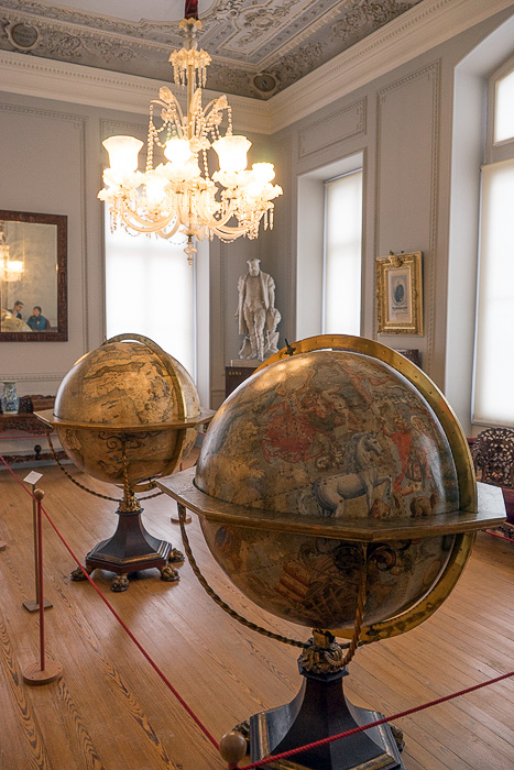 Italian World Globes