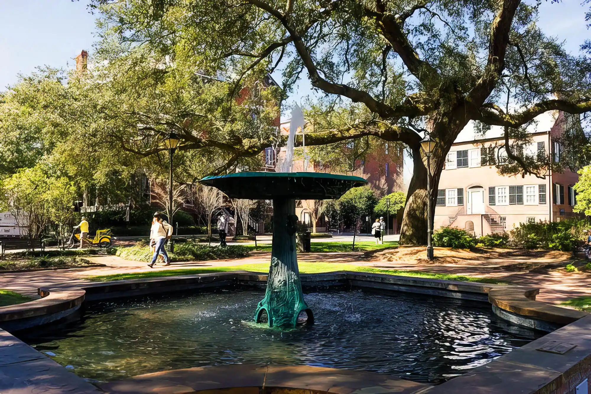 Columbia Square 2 Columbia Square in Savannah
