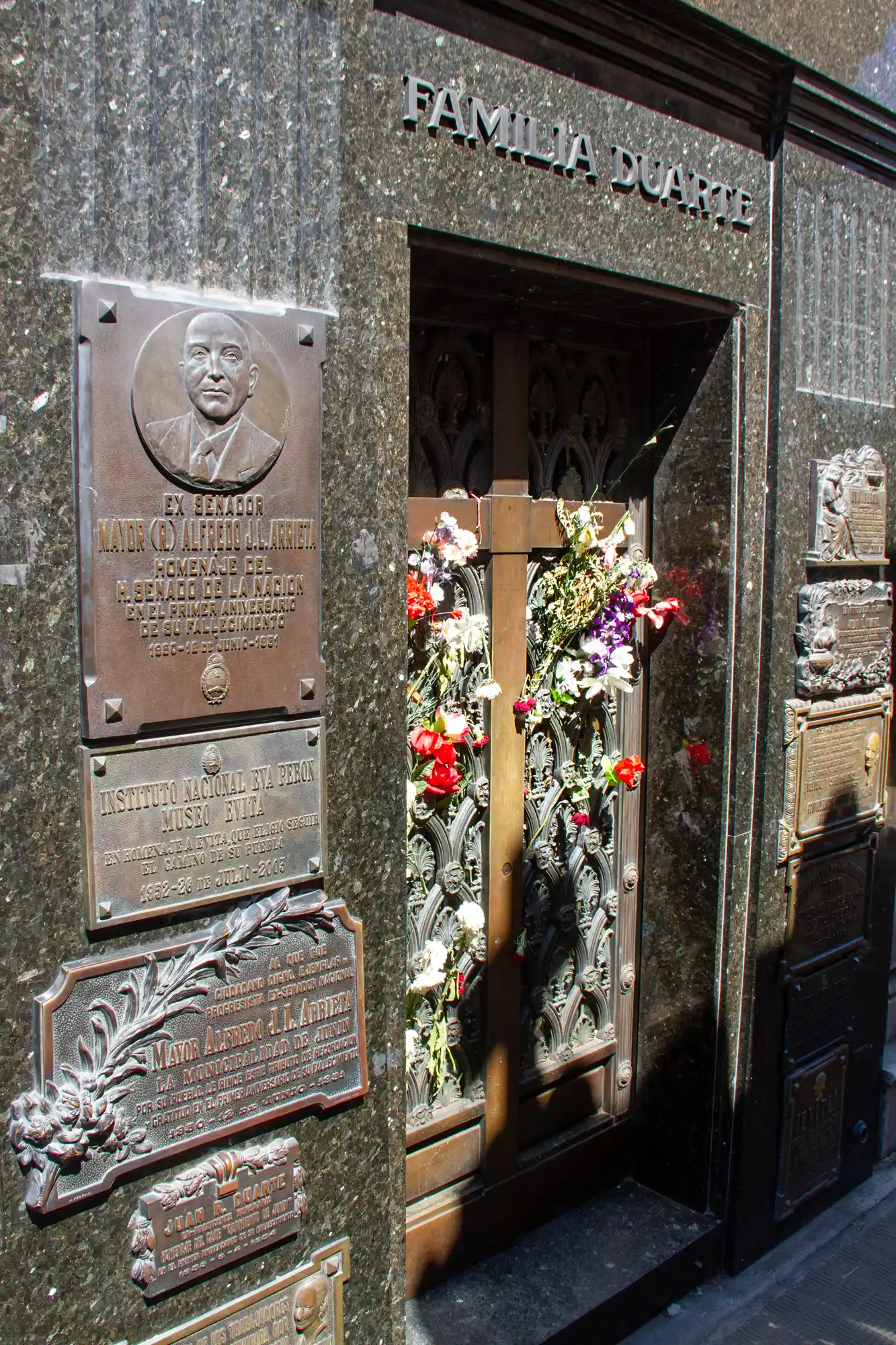 Duarte Graves Recoleta